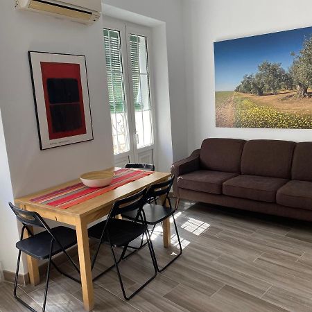 Apartamento Imperial Sevilla City Center Exteriör bild